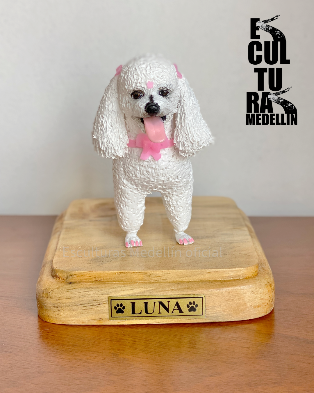 PERRITA FRENCH POODLE 12 CM