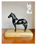 CABALLO 20 CM BASE PLACA METALICA