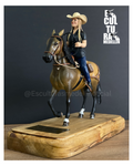 AMAZONA Y SU CABALLO CRIOLLO COLOMBINO GRANO DE ORO PERSONALIZADO