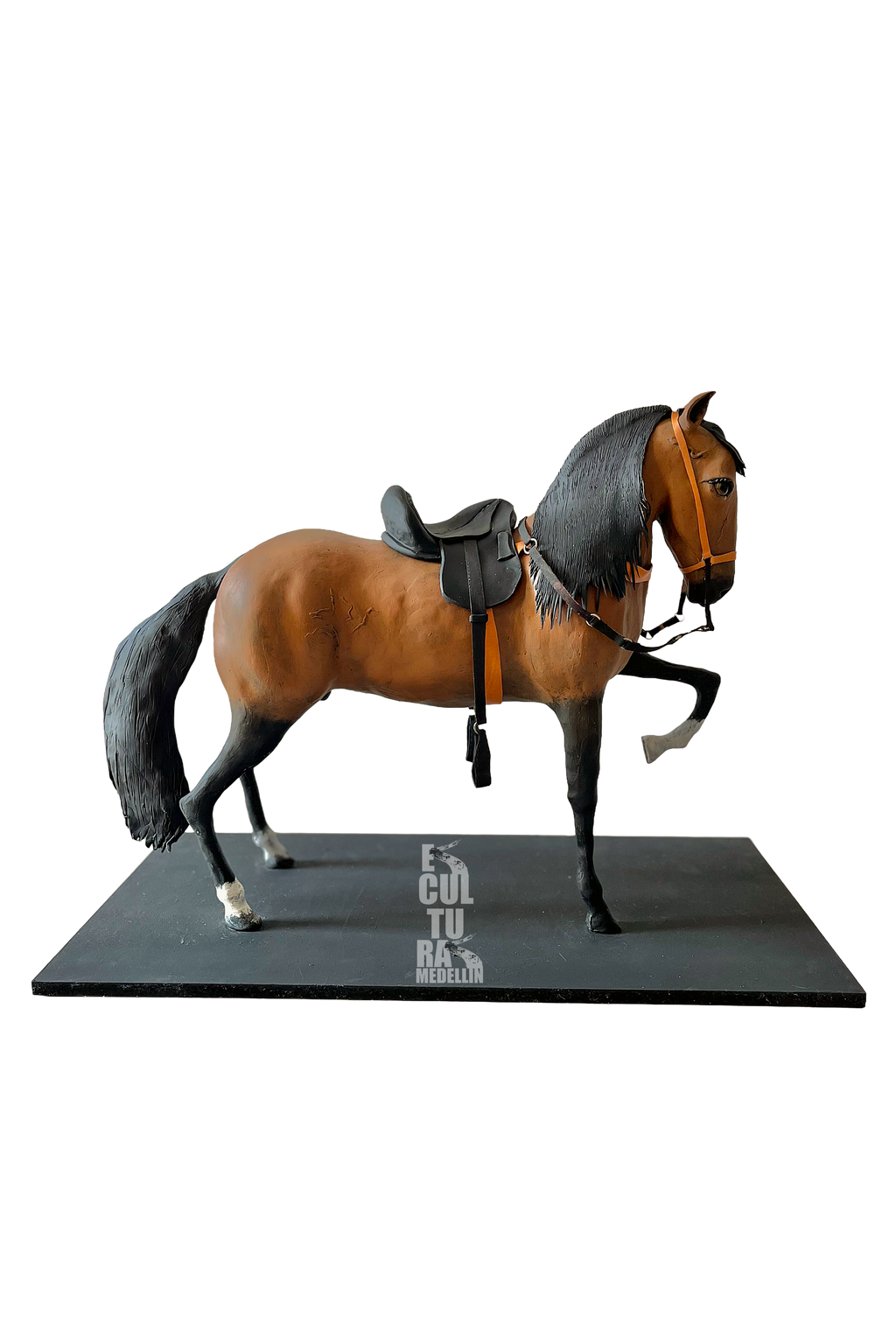 ESCULTURA CABALLO DE 40CM DE ALTO