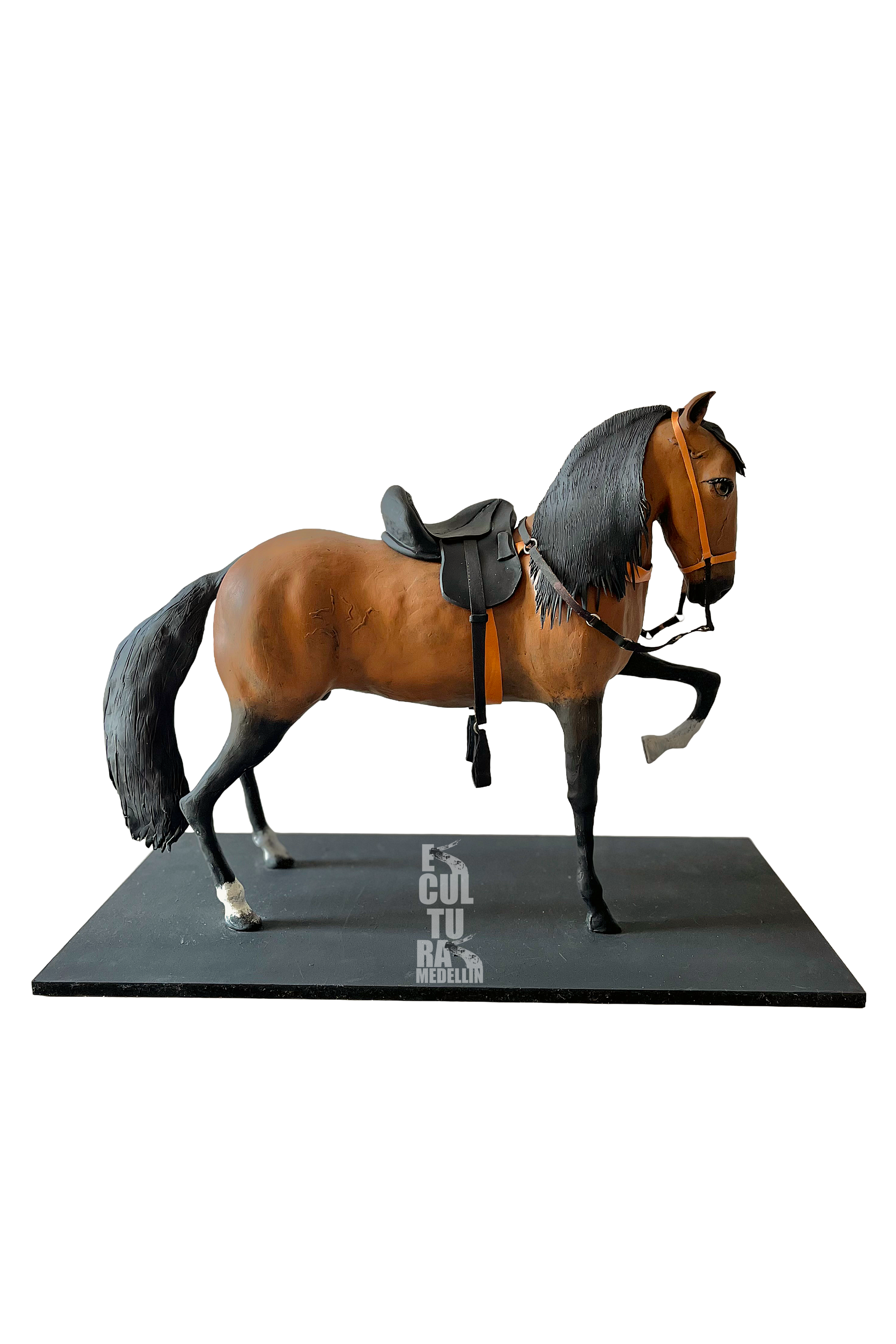 ESCULTURA CABALLO DE 40CM DE ALTO