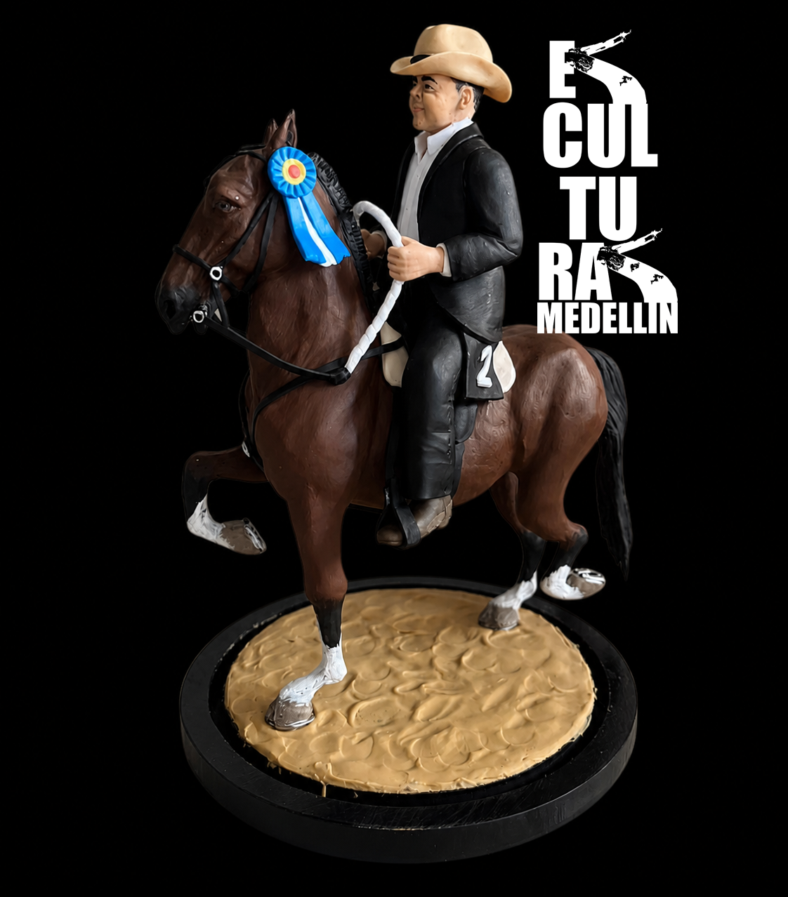 ESCULTURA PEQUEÑA CABALLISTA